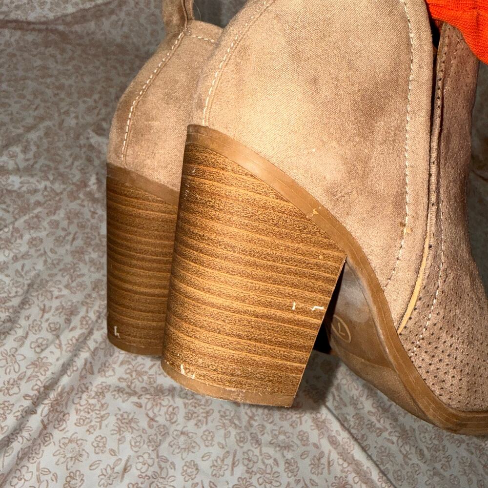 Universal Threads Booties - Picture 7 of 7